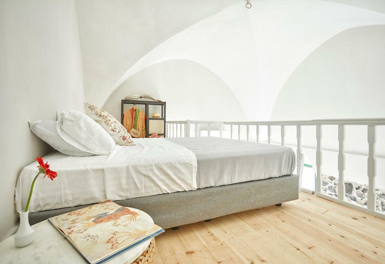 Villa Murat Фира Екстериор снимка