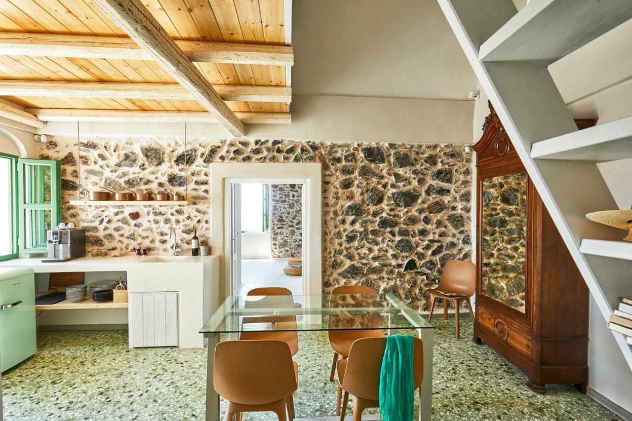 Villa Murat Фира Екстериор снимка